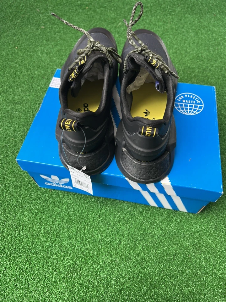 adidas Originals NMD_V3 GTX Gore-Tex Black Grey Yellow Men Unisex Casual GX9472 - Image 4 of 4