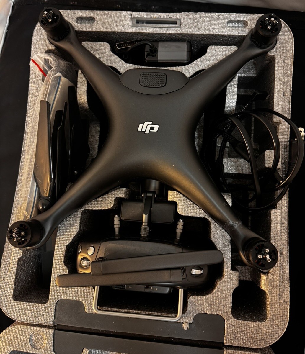 DJI Phantom 4 Pro Obsidian Edition 20MP 4K Quadcopter DJI Phantom 4 Pro Obsidian Edition 20MP 4K Quadcopter