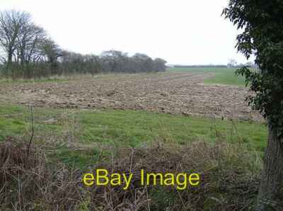 Photo 6x4 Farmland near Gillingham Thicks Bull's Green/TM4194 Arable lan c2007