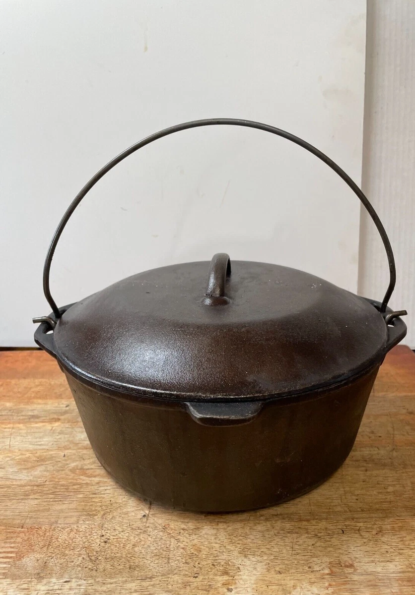 Vtg Antique No.8 10 1/2 Cast Iron Dutch Oven Pot with Matching No.8 Lid