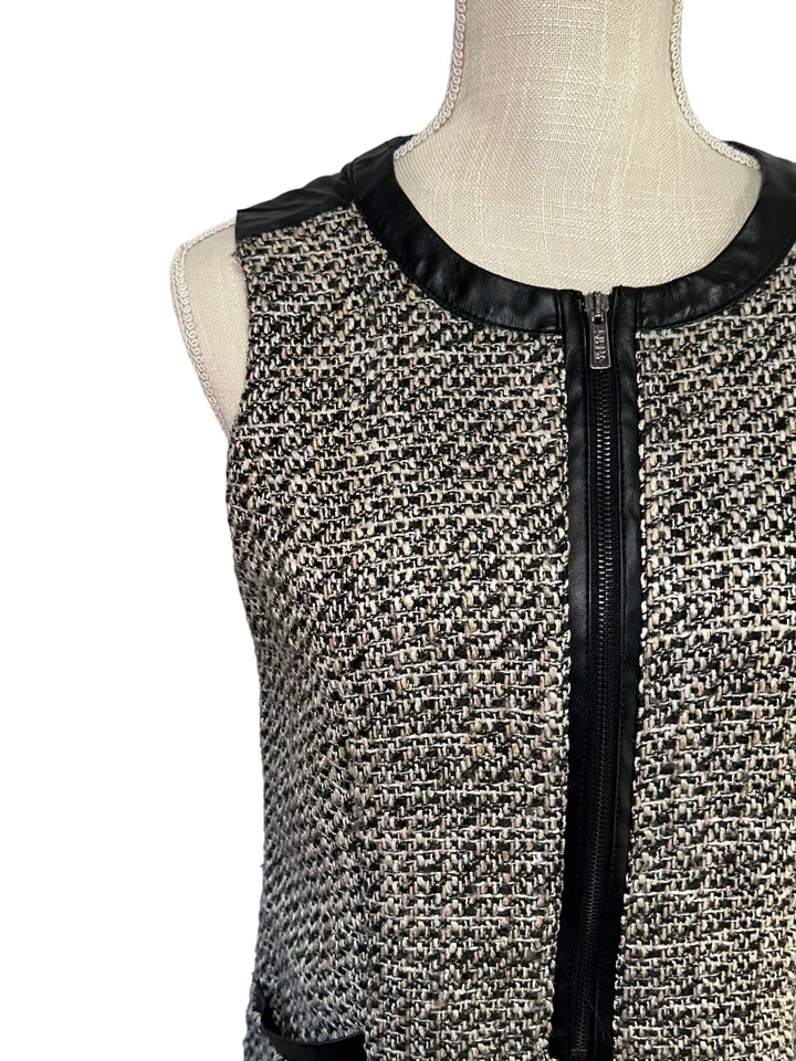Vestido KIRNA ZABETE Mujer XS Tweed Moto Cremallera Frontal Sin Mangas Cuero Borde Foto 2 de 4