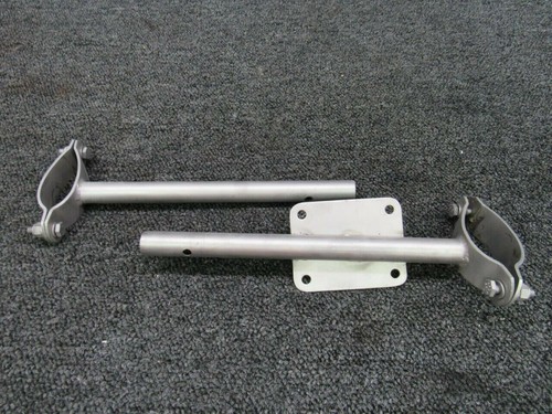 Air Tractor AT-301 Support Boom Sprayers Set of 2 - Picture 2 of 8