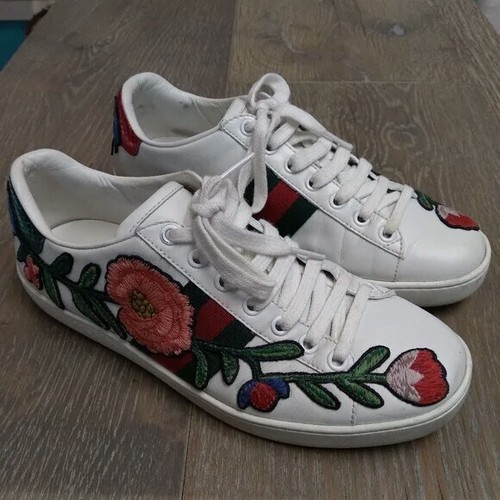 gucci ace floral embroidered sneakers