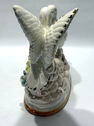Vintage Iridescent Capodimonte Dove Birds Figurine Statuette Italy Signed 8.25" - Picture 8 of 13