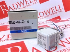 SMC ZSE40-01-22-M / ZSE400122M (NEW IN BOX)