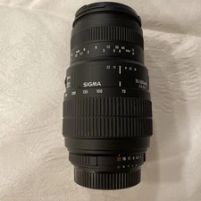 Sigma DG 70-300mm 1:4-5.6 Macro Lens MADE IN JAPAN