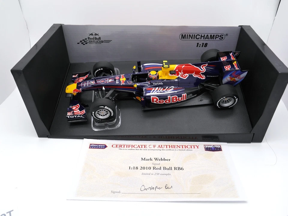 MINICHAMPS RED BULL RENAULT RB6 M.WEBBER НАДПИСЬ 2010 1-18 МАСШТАБ F1 - Изображение 2 из 4