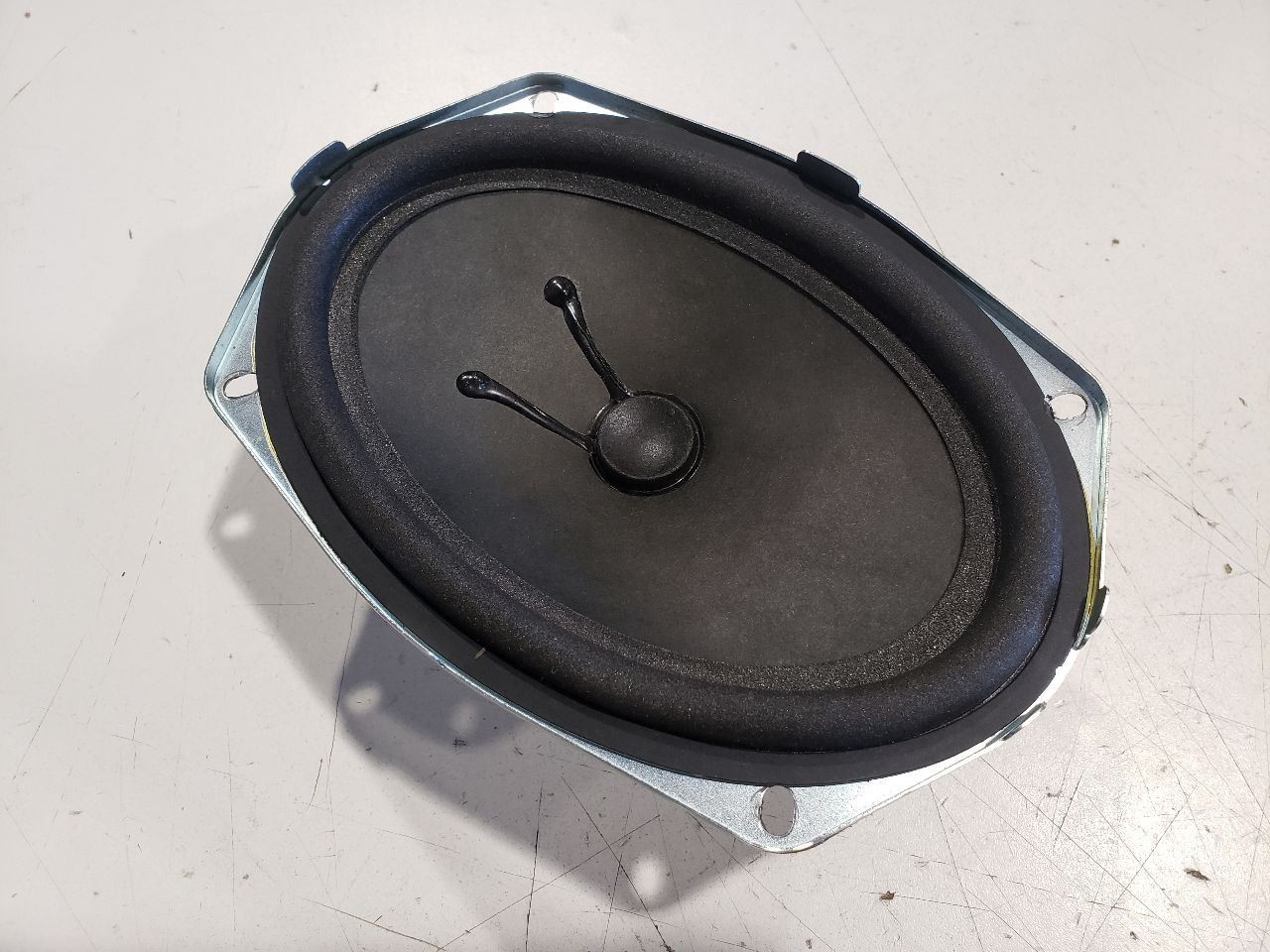 Bentley Continental 2006 Rear Left Midrange speaker