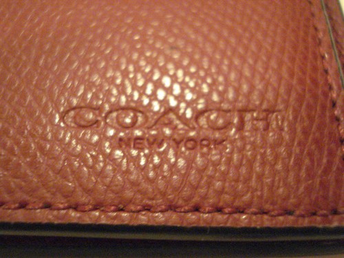 COACH COMPACT SPORT CROSSGRAIN LEATHER SPORT ID WALLET IN BLACK CHERRY - F74974 - Picture 6 of 6