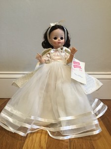 madame alexander snow white 1555