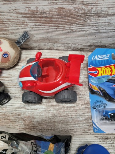 Toy Lot. Miscellaneous toys. 20 + pcs. Sold as played with condition. - Picture 12 of 24