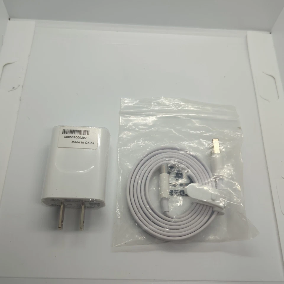 ZTE Travel Universal Charger STC-A5930A-Z 5V-3A OR 9V-2A OR 12V-1.5A USB-C Cable - Image 2 of 4