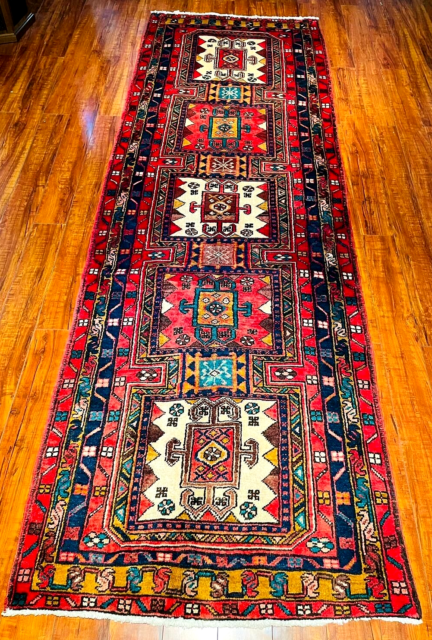 Exquisite 1960's Authentic Vintage Mint Hand Made Knotted Runner 10' x 3' ft
