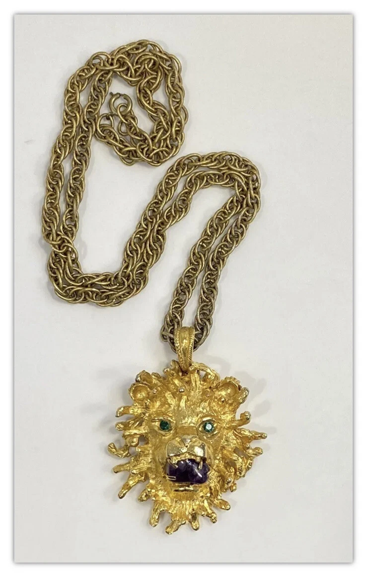 Gucci Faux Pearl & Crystal Lion Head Pendant Necklace