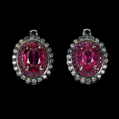 Orecchini a cerchio in argento sterling 925 con zaffiro rosa