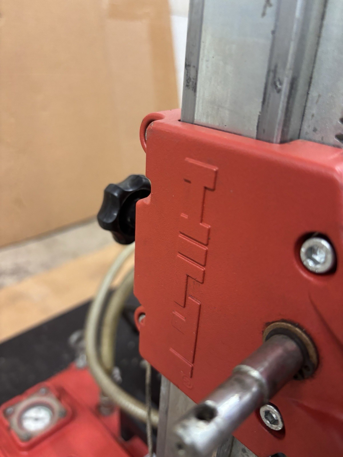 Hilti Dd80-ra H/l Stand W/ Anchor & Vacuum Base With Gast 1VBF-25-M100X Pump