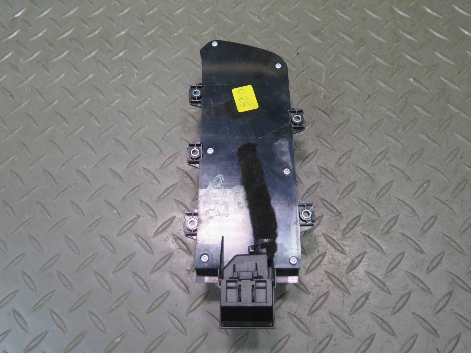 2006-2012 BENTLEY FLYING SPUR FRONT RIGHT SIDE SEAT ADJUST CONTROL SWITCH