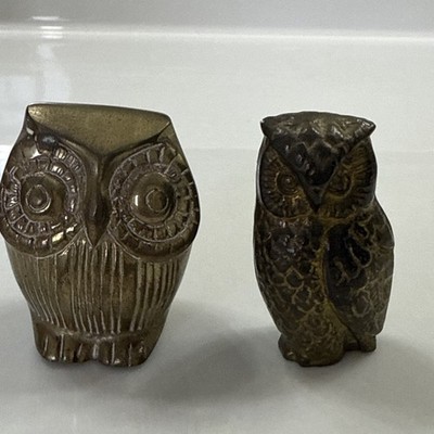 Vintage Mid Century Solid Brass Owl Figurine Paperweight Small 2  MCM Decor (2)