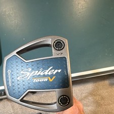 TaylorMade Spider Tour v V7