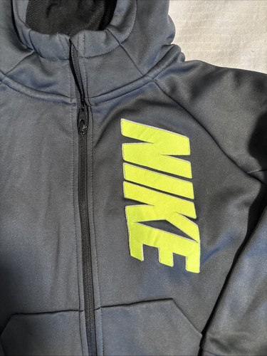 Youth boys NIKE Jacket Size 5 Dri fit - Picture 2 of 5
