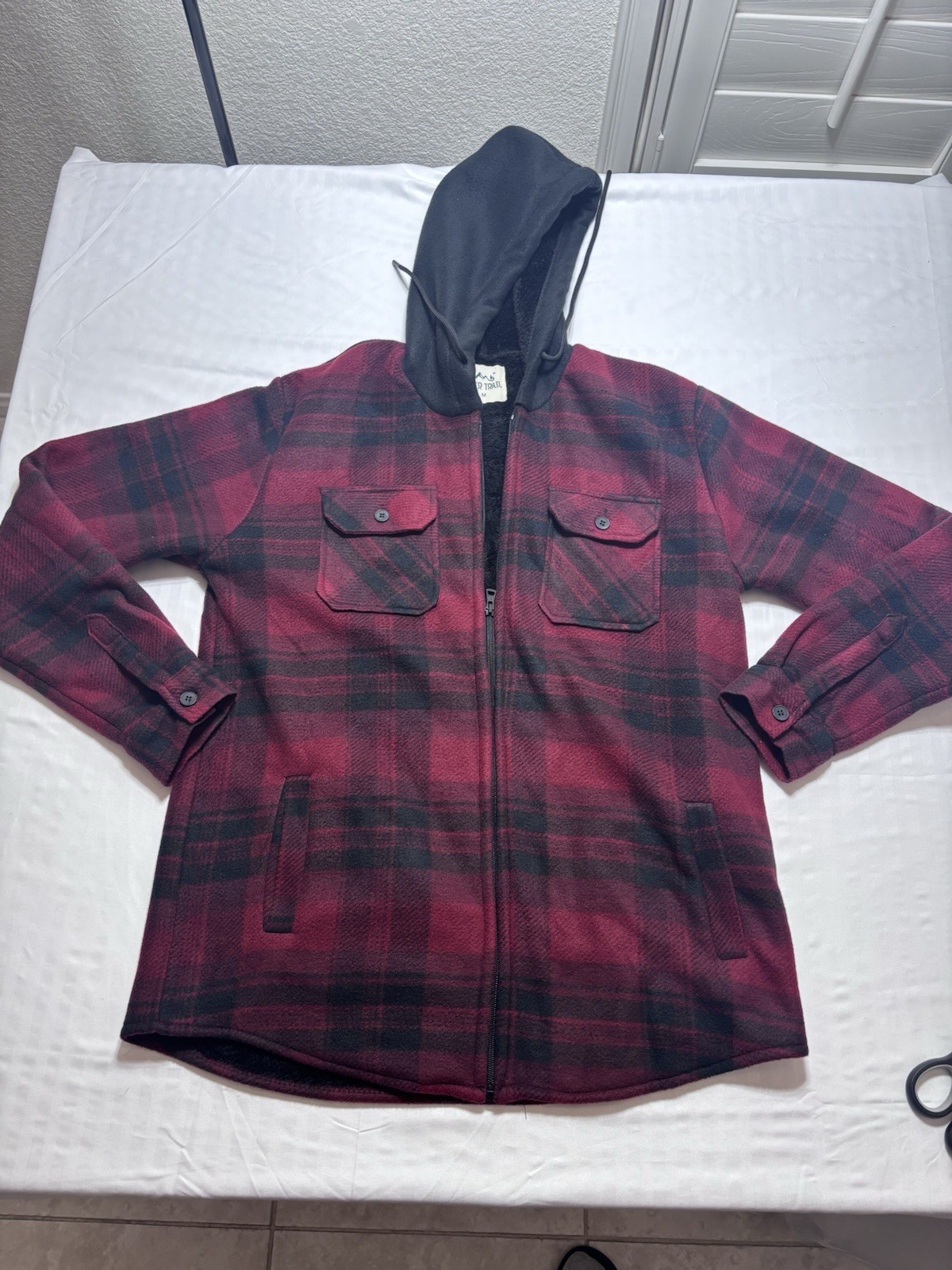 Men's Black Red Plaid Zip-Up Hoodie Jacket Size M Great Condition