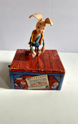 VINTAGE MATTEL CREATIONS 'RUBE RHYTHM RABBIT DANCING MUSIC BOX' - WORKS