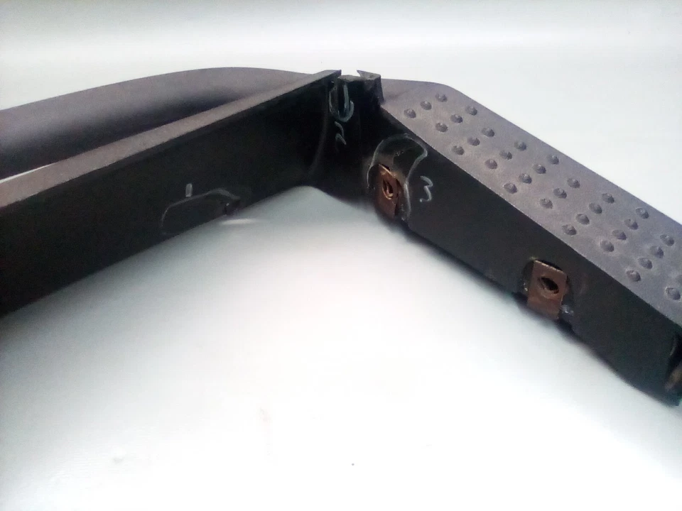 Arctic Cat Pantera 580 2000 parachoques trasero moldura de plástico barra de agarre Zr Zl 500 600 Foto 4 de 4