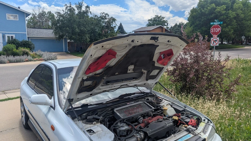 Par de conductos de ventilación para capó Subaru - principios de la década de 2000 era GC8/GF8 2,5RS Outback Forester Foto 2 de 4