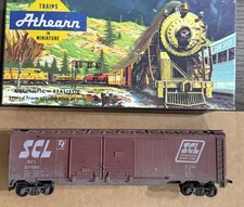HO Scale Athearn 50’ Box Car. SCL #677055