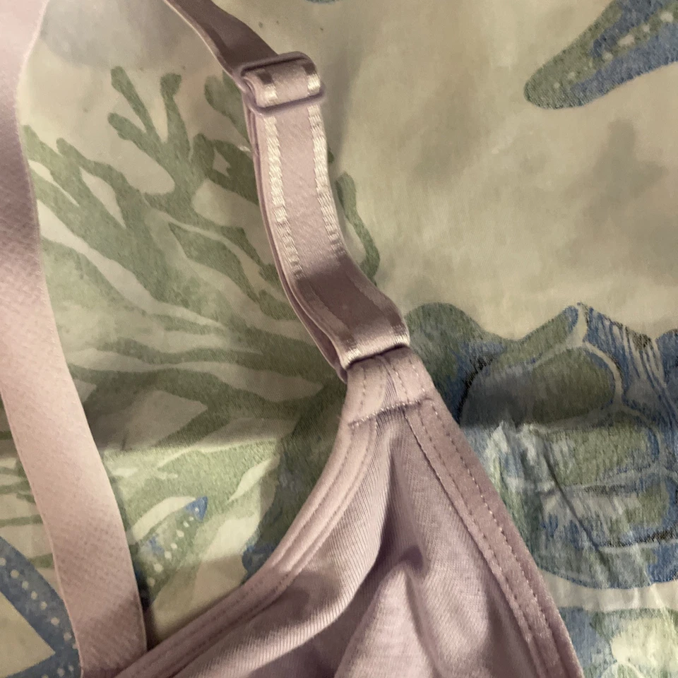 Sujetador con aros Passion for Comfort Minimizer para mujer talla L. Púrpura claro Foto 4 de 4