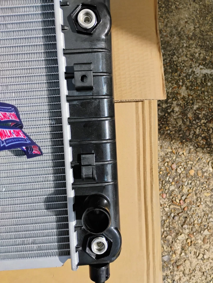 Buick Lacrosse 2007 3,8 V6 (radiador nuevo) Foto 3 de 4