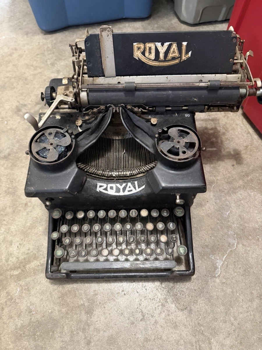 Royal Model 10 Typewriter In Collectible Typewriters for sale | eBay