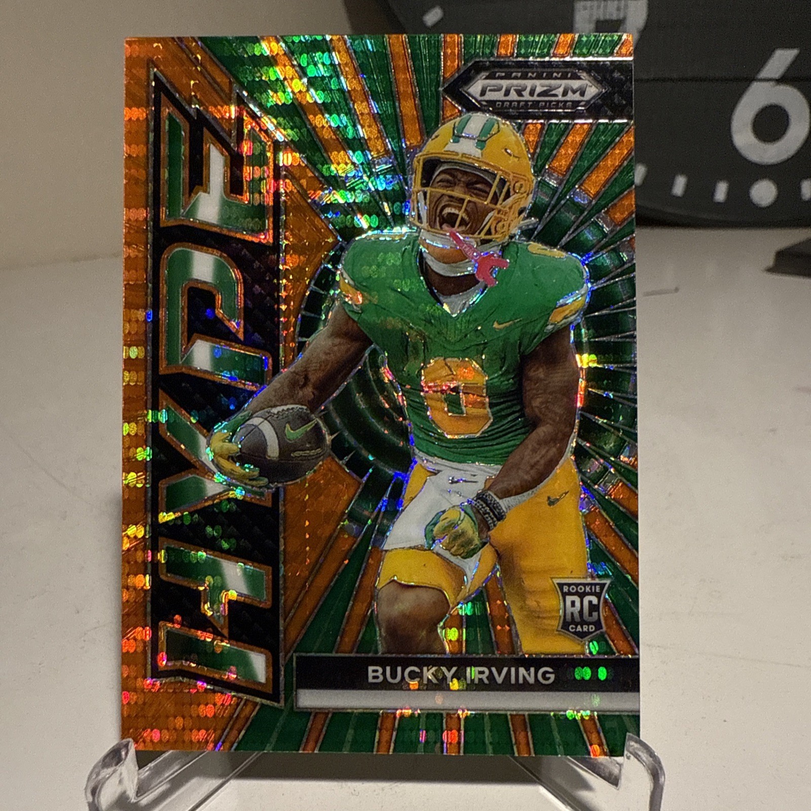 2024 Panini Prizm Draft Picks - Hype Bucky Irving Orange Pulsar Prizm /49 (RC)