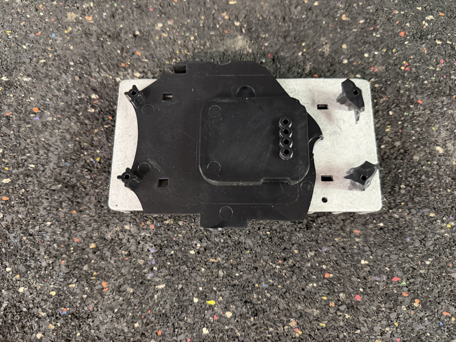 03-07 MASERATI COUPE GT *DAMAGED* RADIO STEREO NAVIGATION SCREEN RECEIVER