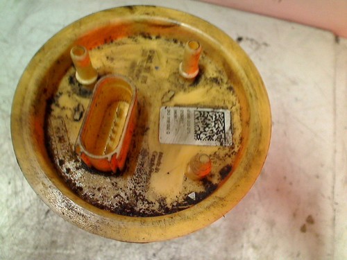 POMPE CARBURANT C Volkswagen Caddy IV Van 2.0 TDI 102 (DFSD) 2018 2K5919050G - Photo 2/4