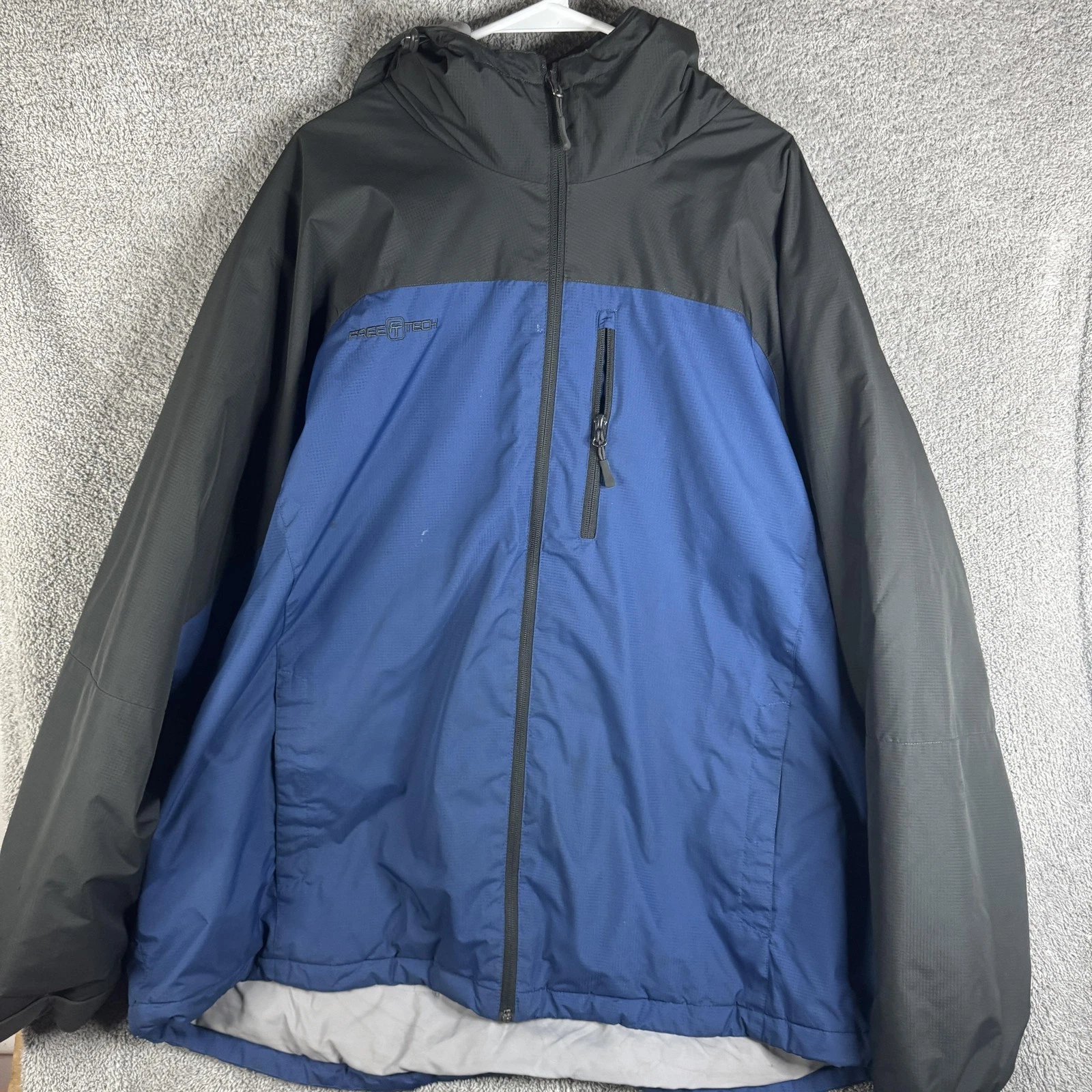 FreeTech Ski Jacket Mens 2XL Blue Black Hooded Full Zip Winter Colorblock