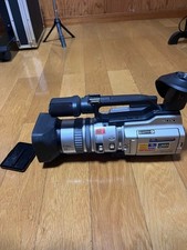 Sony DCR-VX2000 NTSC MiniDV 3CCD Digital Handycam Camcorder Video Camera Junk