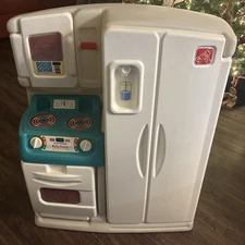 Vintage 90’s Step2 Townhouse Kitchen Compact Play Pretend RARE