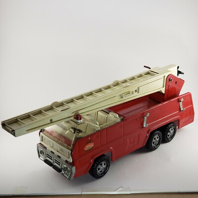 Tonka Swivel Aerial Ladder Fire Truck XR-101 Pressed Steel Vintage Red  1970's