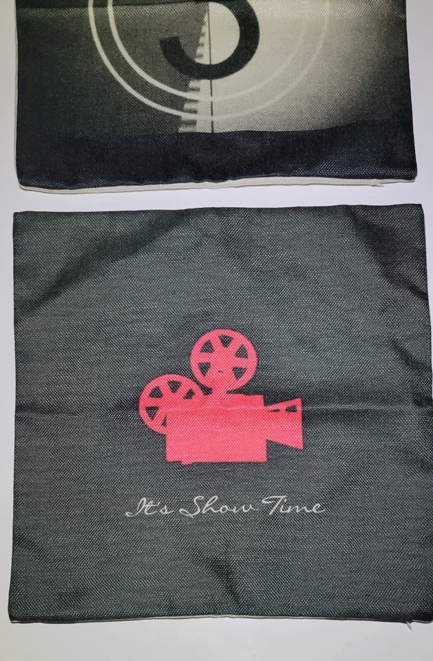 电影主题枕套黑色白色红色“It's Show Time” — 第 2/4 张图片