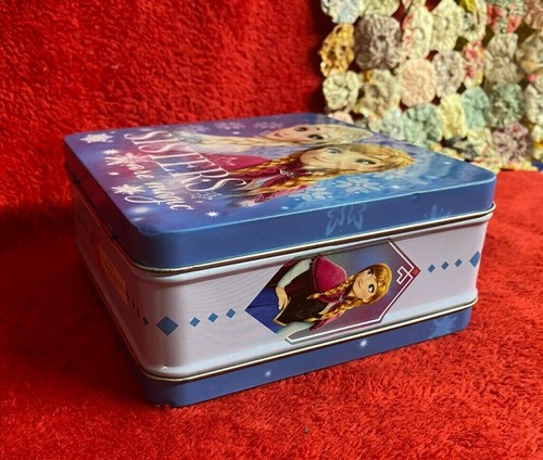 Disney Frozen Sisters Are Magic Little Lunch Box Elsa & Anna Cute Collectible - Foto 4 di 7