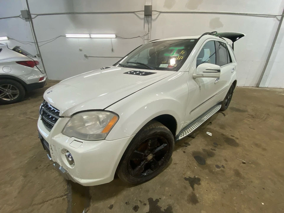 Used Left Sun Visor fits: 2011 Mercedes-benz Mercedes ml-class 164 Type roof ill - Изображение 3 из 4