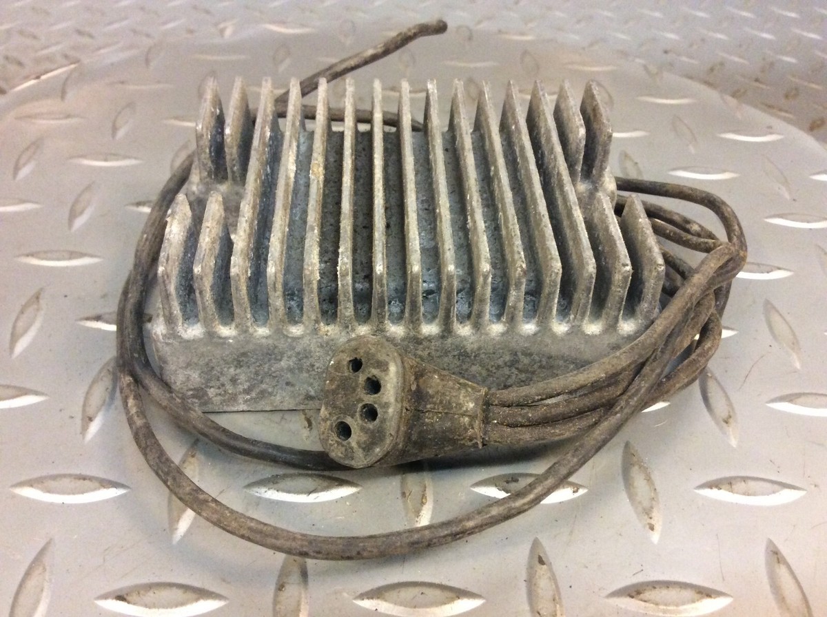 70-75 Harley Davidson FLH FX Shovelhead Accel Voltage Regulator