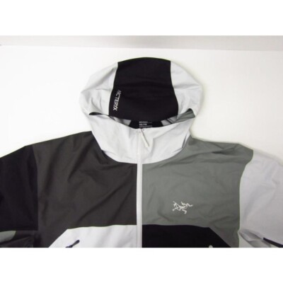 アークテリクス BEAMS Wabi-Sabi Beta JKT GoreTex ARC'TERYX × BEAMS WABI SABI BETA Jacket goretex gray L Used
