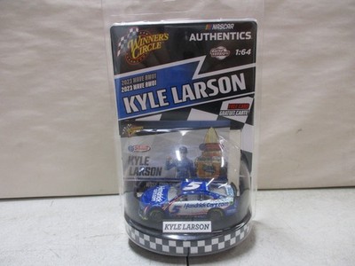 2023 Nascar Authentics Kyle Larson Hendrickcars.com Wave RW01