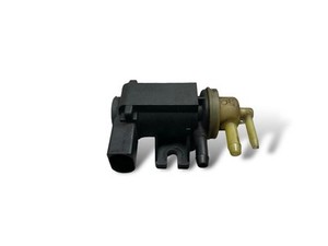 Volkswagen Touran II 2011 Diesel Turbolader Druckwandler Magnetventil MDV60223