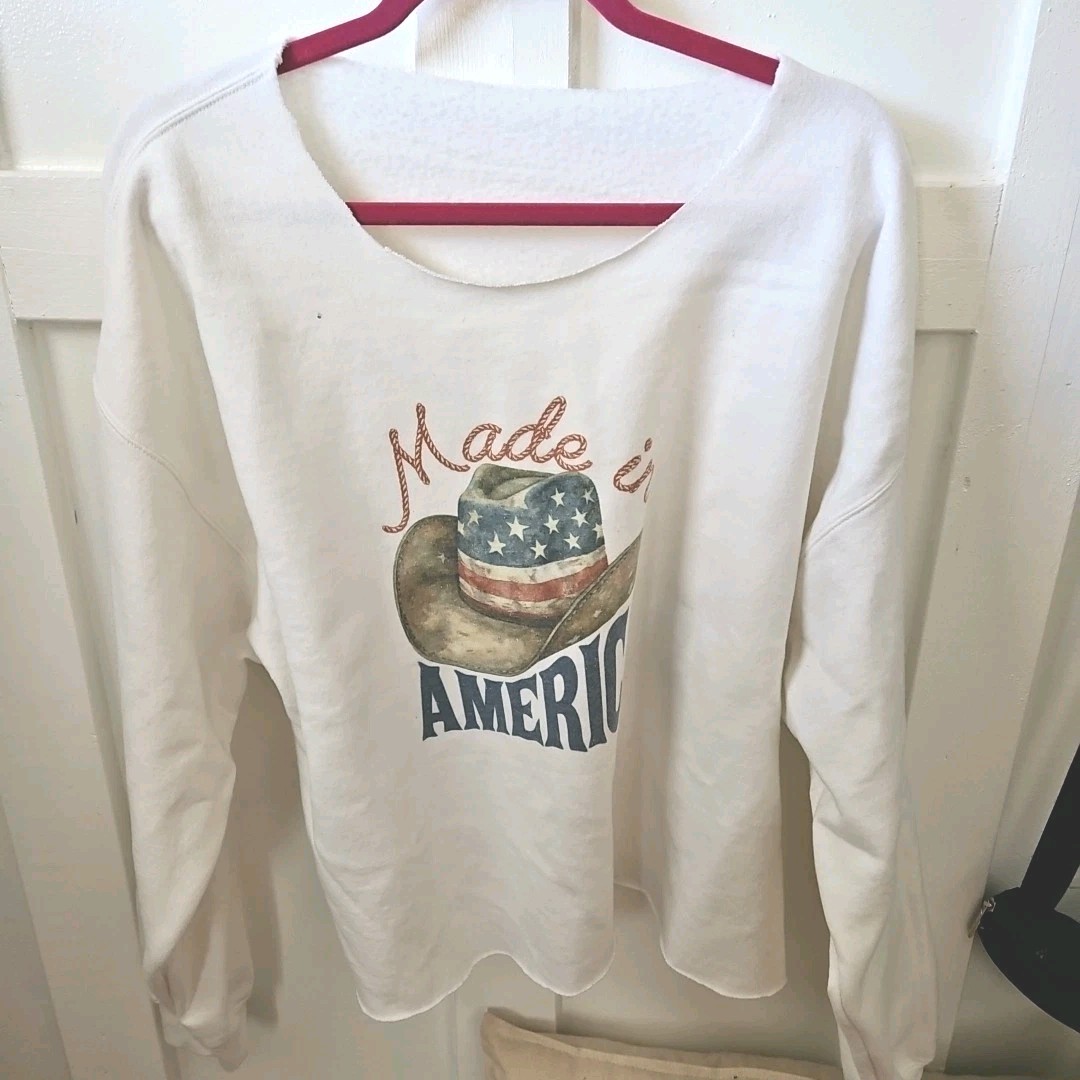Oversized Women's Extra Large Pullover Sweatshirt - image 2