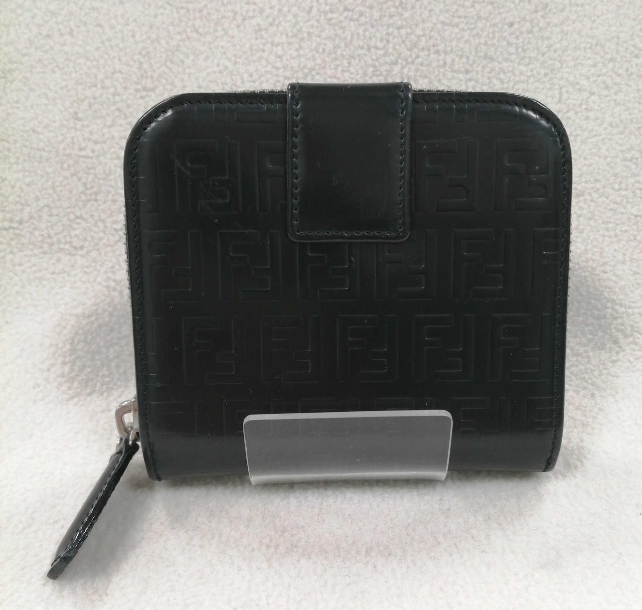 RARE FENDI bifold wallet in premium leather
