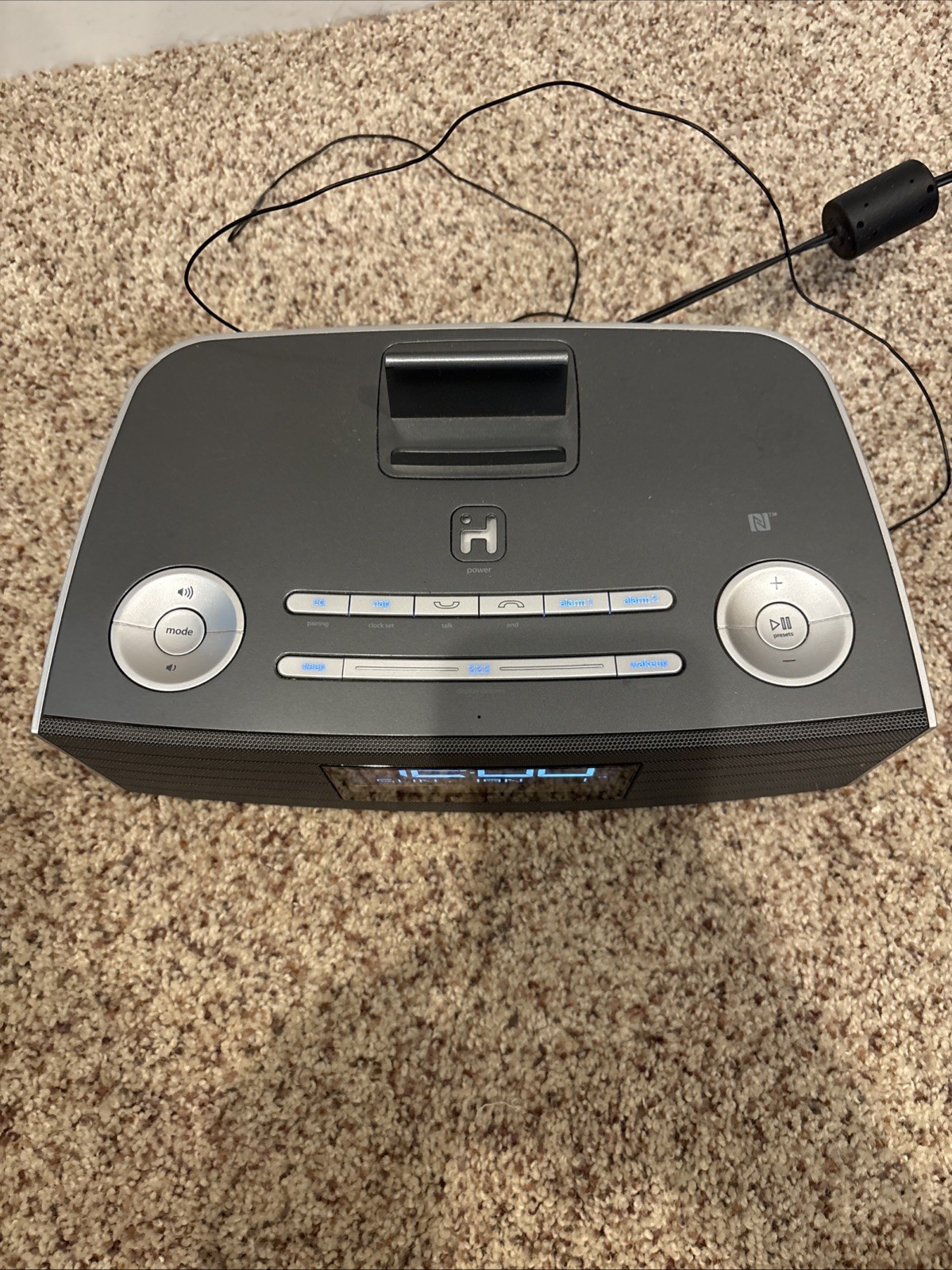iHome IBN97 Portable Bluetooth, AM/FM, Alarm Clock, Stereo Works