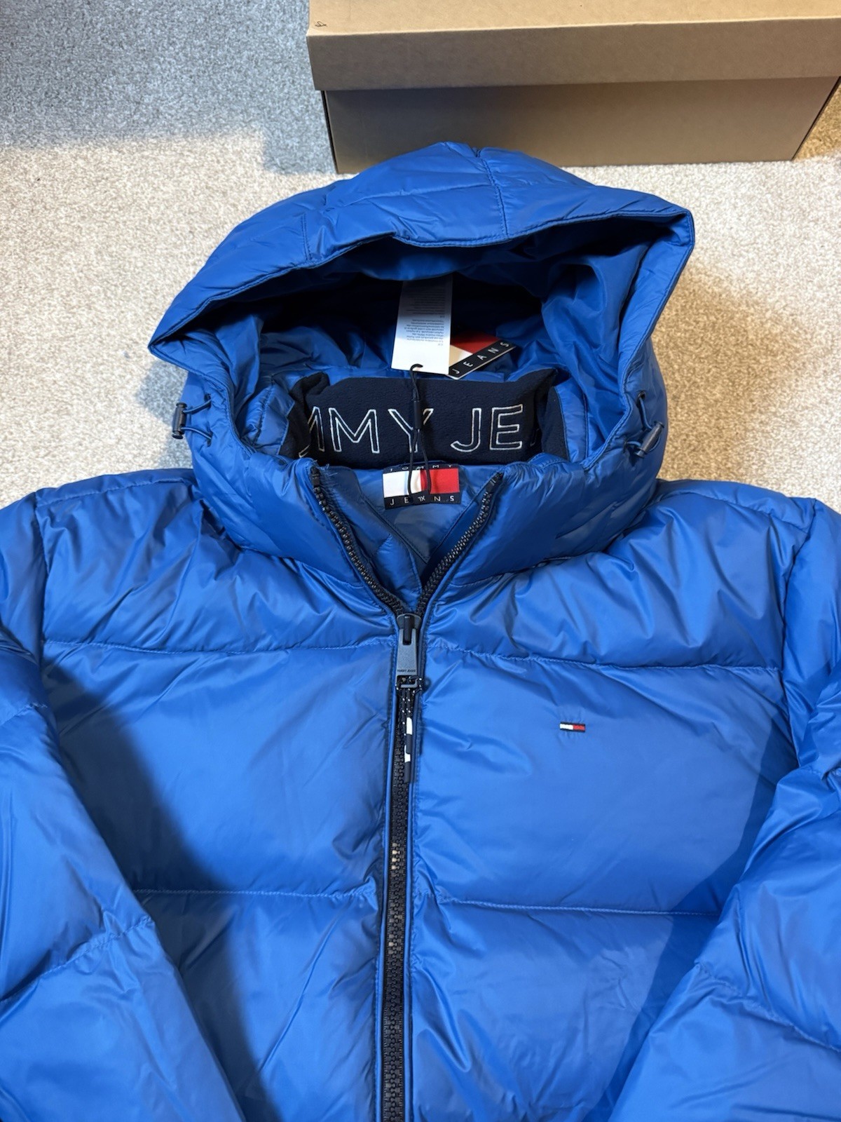 Tommy Hilfiger Essential Down Jacket “Vibrant Indigo” Size XL RRP £200 image 2